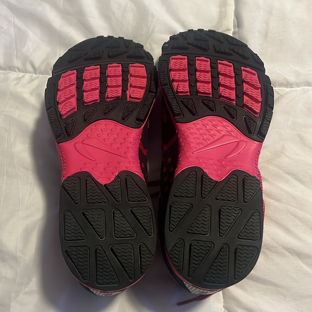 NEWTON SHOES - Picture 6 of 7